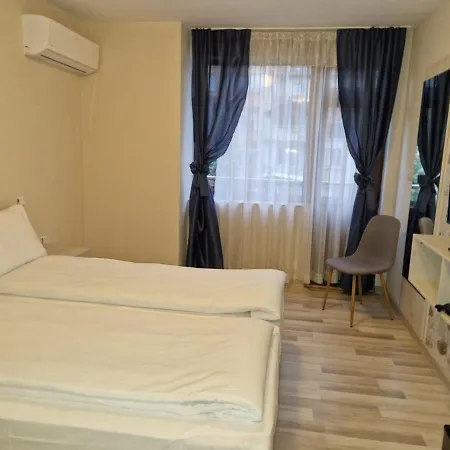 Leda Hotel