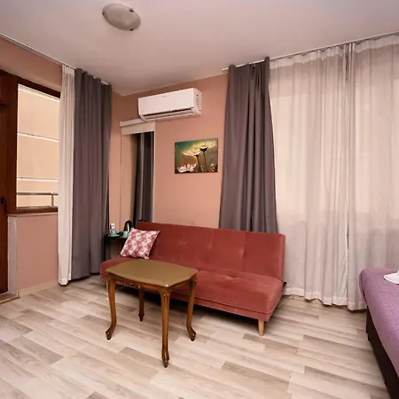 Leda Hotell 3*
