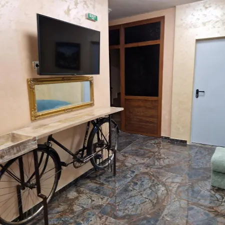 Hotel Leda 3*